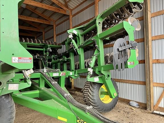 Image of John Deere 2680H equipment image 4