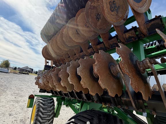 Image of John Deere 2680H equipment image 4