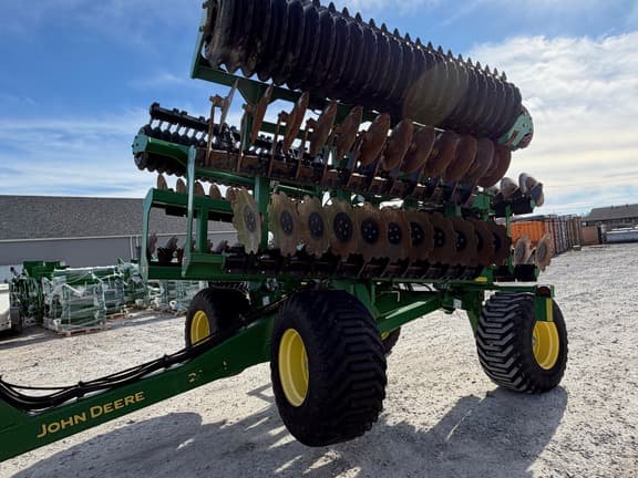 Image of John Deere 2680H equipment image 1