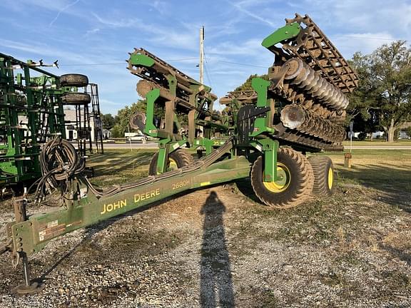 Image of John Deere 2680H equipment image 1