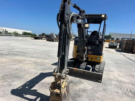 Image of John Deere 26G equipment image 4