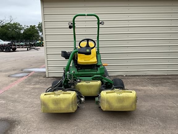 Image of John Deere 2700 equipment image 4