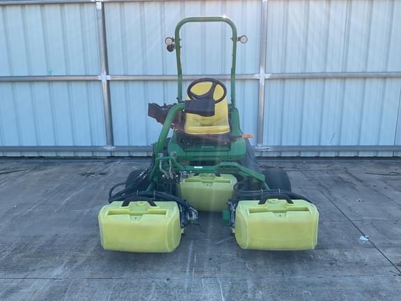 Image of John Deere 2700 equipment image 4