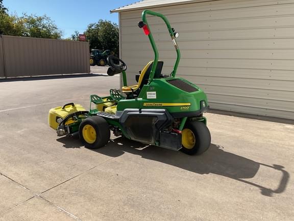 Image of John Deere 2700 equipment image 2