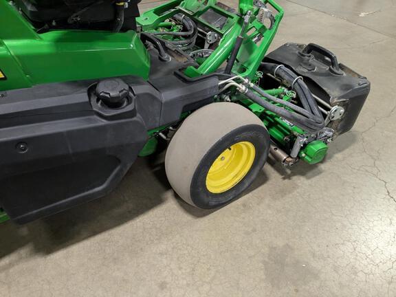 Image of John Deere 2700 equipment image 4