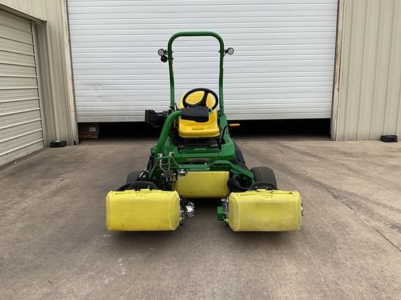 Image of John Deere 2750 equipment image 2