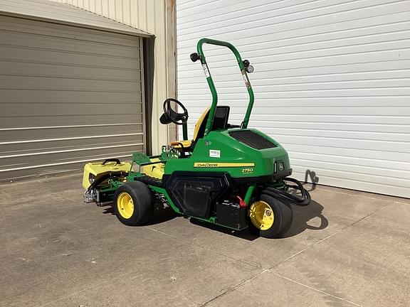 Image of John Deere 2750 equipment image 2