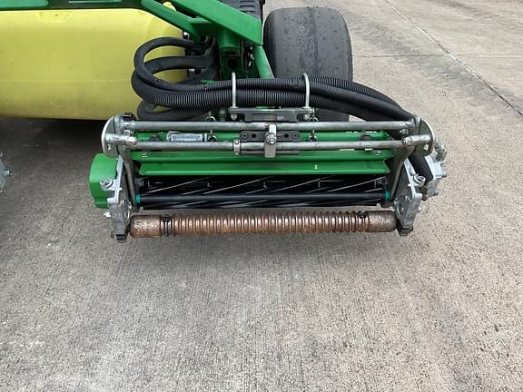 Image of John Deere 2750 equipment image 4