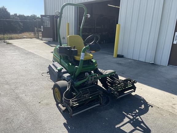 Image of John Deere 2750 equipment image 4