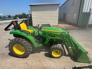 Main image John Deere 3025D