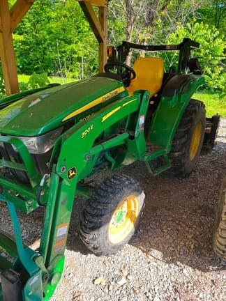 Image of John Deere 3025D equipment image 1