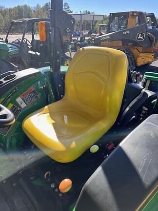 Image of John Deere 3025D equipment image 4