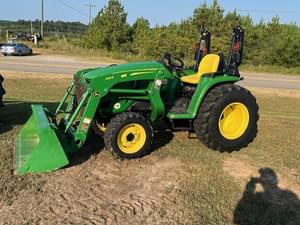 2020 John Deere 3025E Image