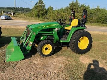 Main image John Deere 3025E