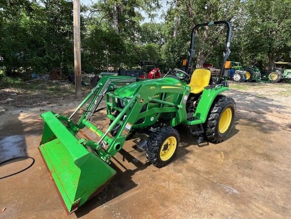 2020 John Deere 3025E Equipment Image0