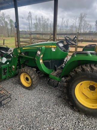 2020 John Deere 3025E Equipment Image0