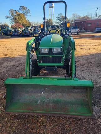 Image of John Deere 3025E equipment image 2