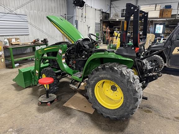 Image of John Deere 3025E equipment image 3