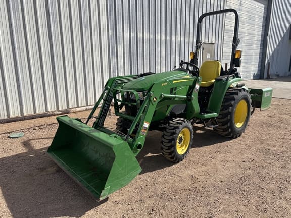 Image of John Deere 3025E equipment image 2