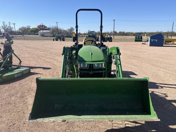 Image of John Deere 3025E equipment image 3