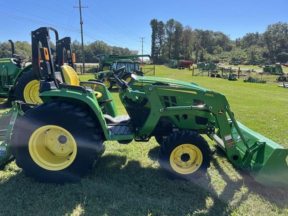 Image of John Deere 3025E equipment image 3