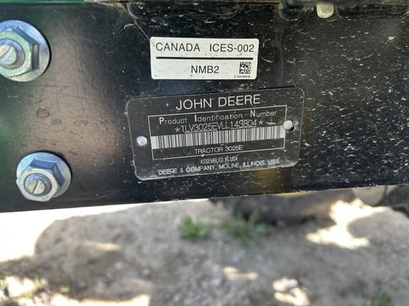 Image of John Deere 3025E equipment image 4