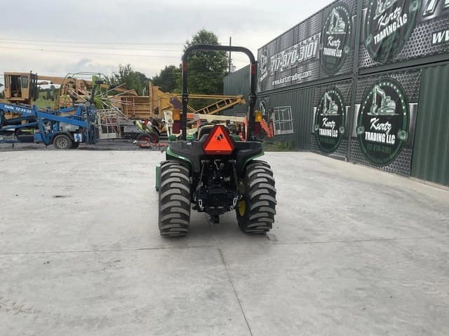 Image of John Deere 3025E equipment image 2