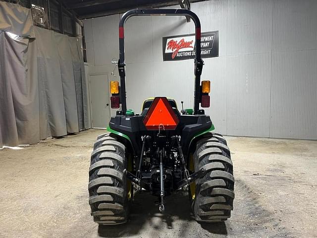Image of John Deere 3025E equipment image 3