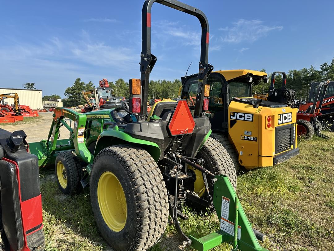 Image of John Deere 3025E Image 0