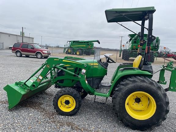 Image of John Deere 3032E equipment image 1