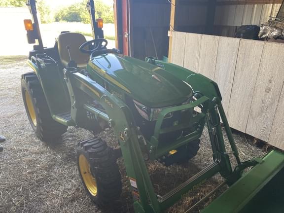 Image of John Deere 3032E equipment image 1