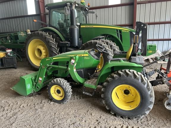 Image of John Deere 3032E equipment image 3