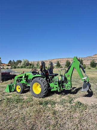 Image of John Deere 3032E equipment image 2