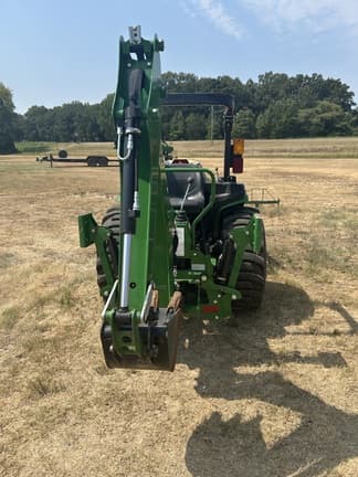 Image of John Deere 3032E equipment image 2