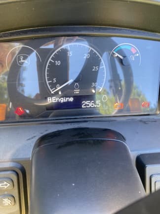 Image of John Deere 3032E equipment image 4