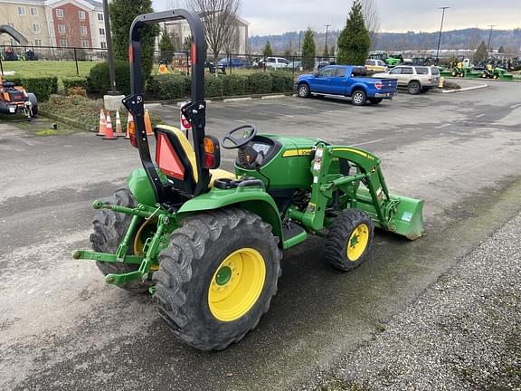 Image of John Deere 3033R equipment image 3