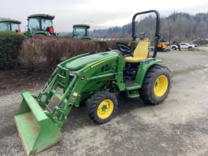 2020 John Deere 3033R Image