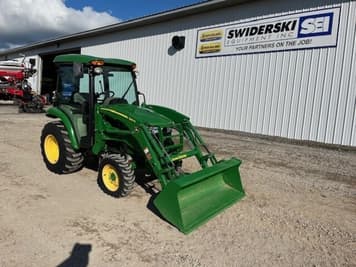Main image John Deere 3033R
