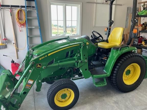 Image of John Deere 3033R equipment image 3