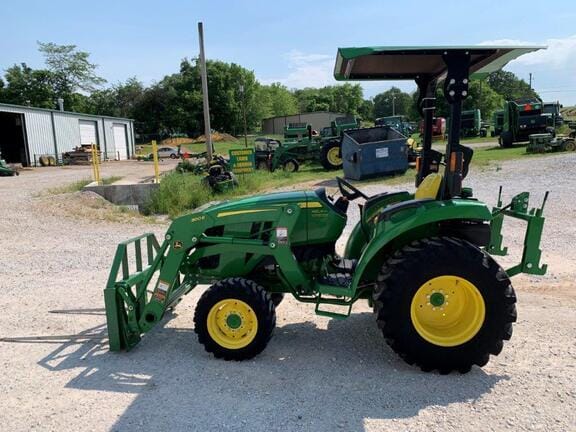 Main image John Deere 3035D