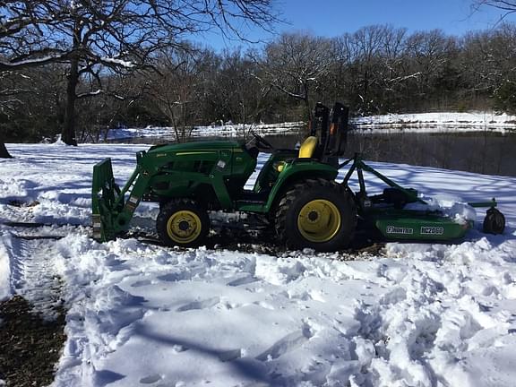 Image of John Deere 3038E Primary image