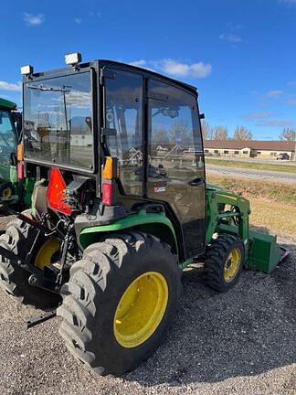 Image of John Deere 3038E equipment image 2