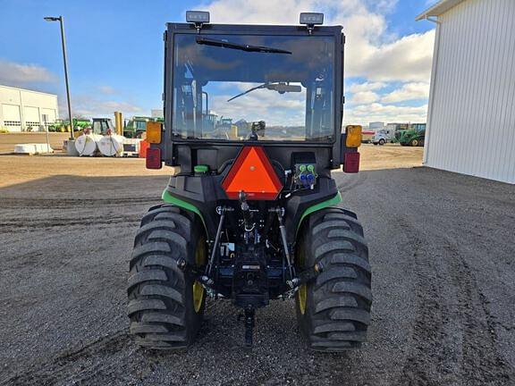 Image of John Deere 3038E equipment image 3