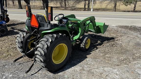 Image of John Deere 3038E equipment image 2