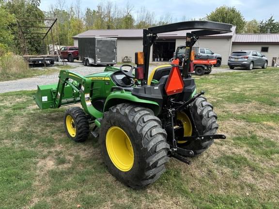 Image of John Deere 3038E equipment image 3