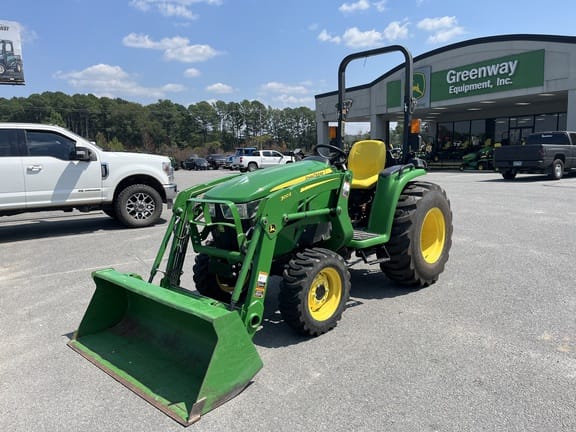 2020 John Deere 3038E Equipment Image0