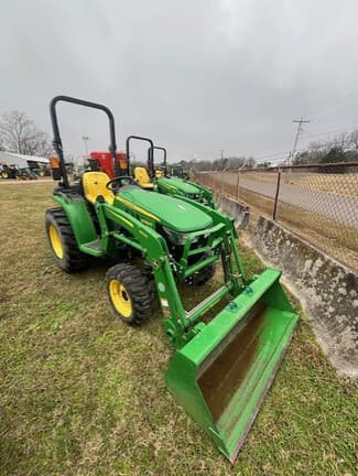 Image of John Deere 3038E equipment image 1