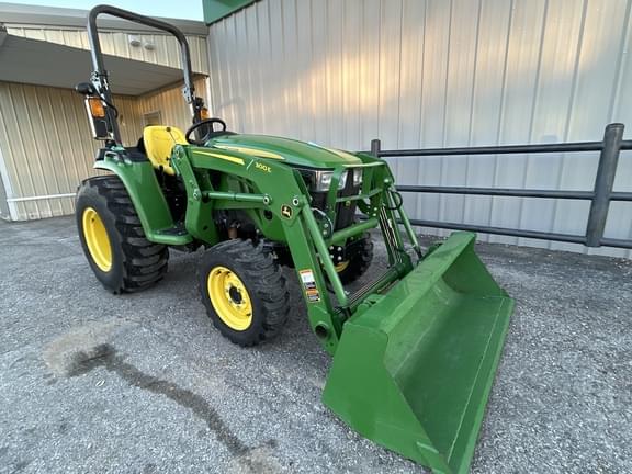 Image of John Deere 3038E equipment image 2