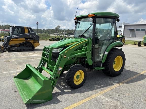 Image of John Deere 3039R equipment image 4