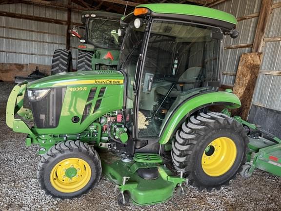 Image of John Deere 3039R Primary image